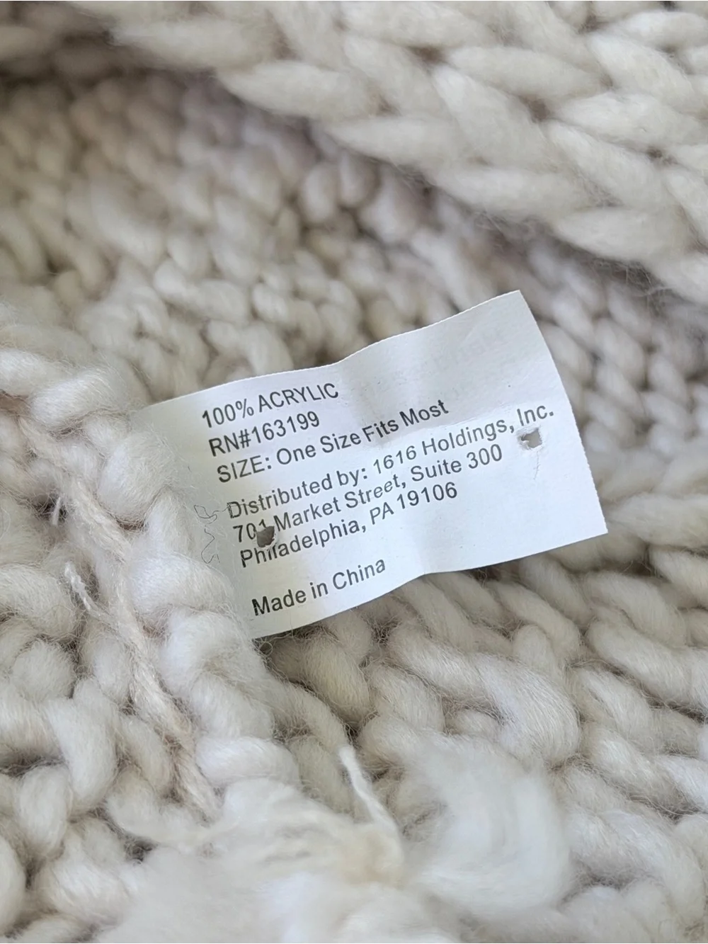 Chunky Cable Knit Infinity Scarf — Cream